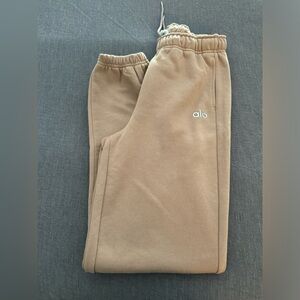 New without tags - size xxs -purchased at Alo yoga store